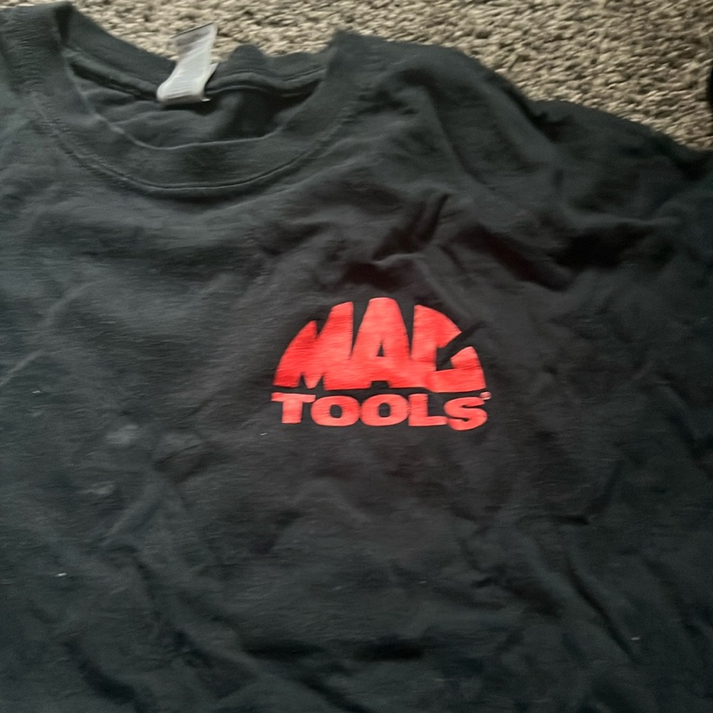 Men’s Mac tools tee